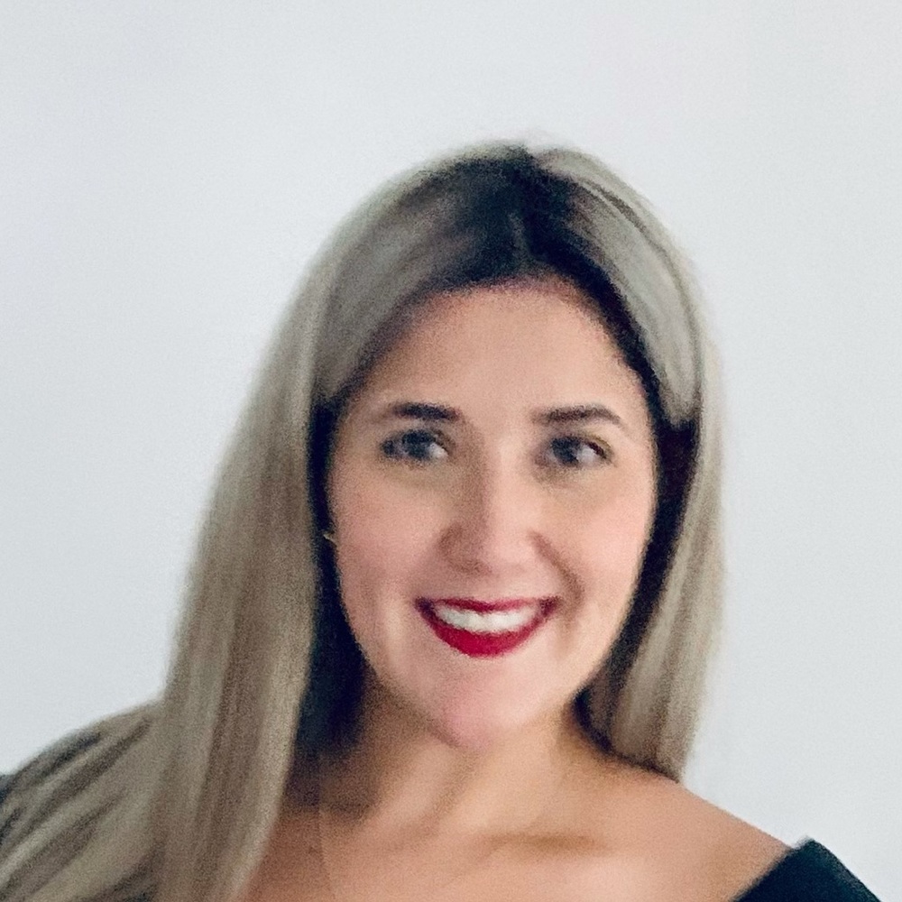 Meet your Posher, Ylliam